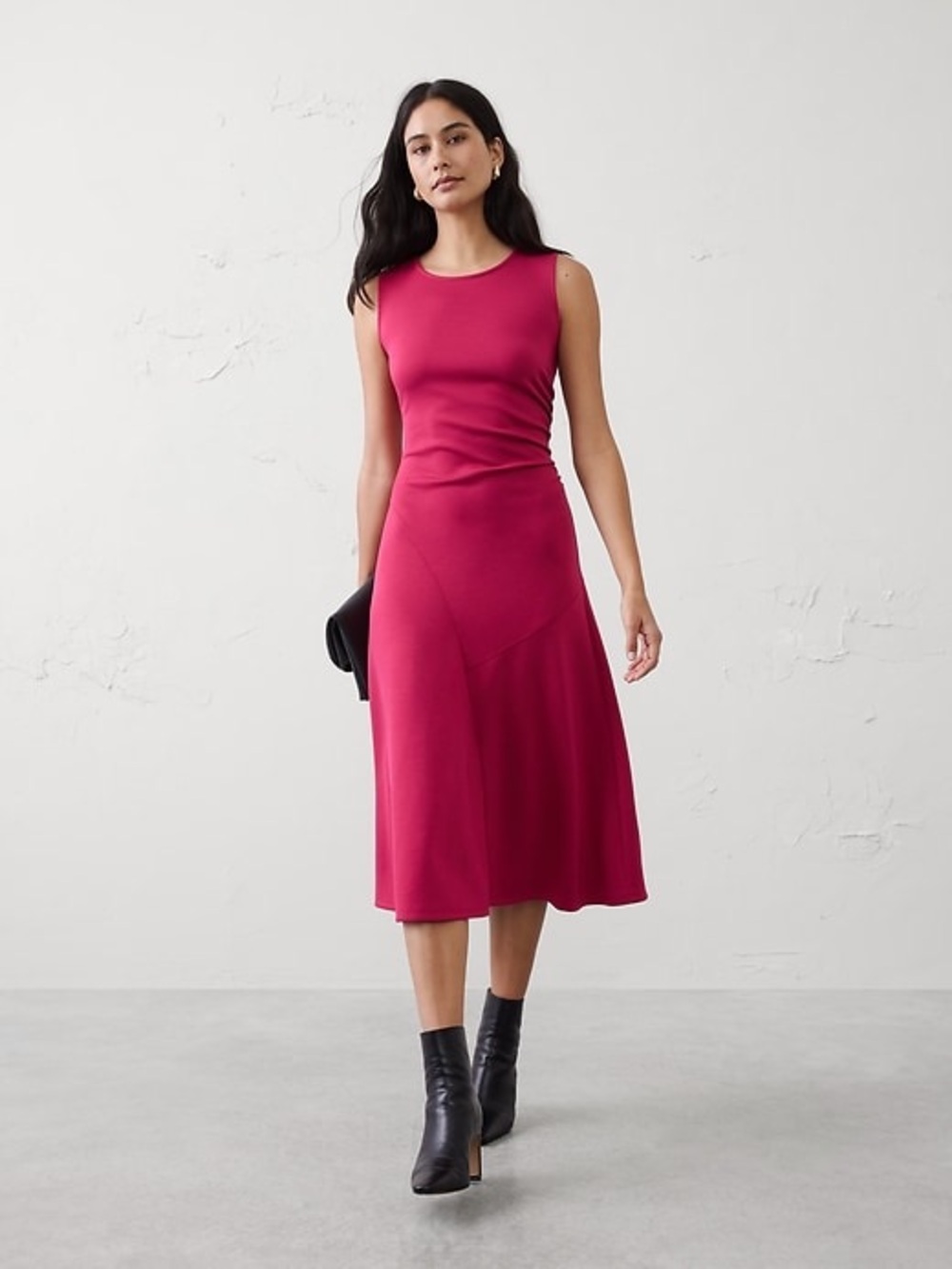 Banana Republic Factory Sleeveless Midi Dress in Fuchsia